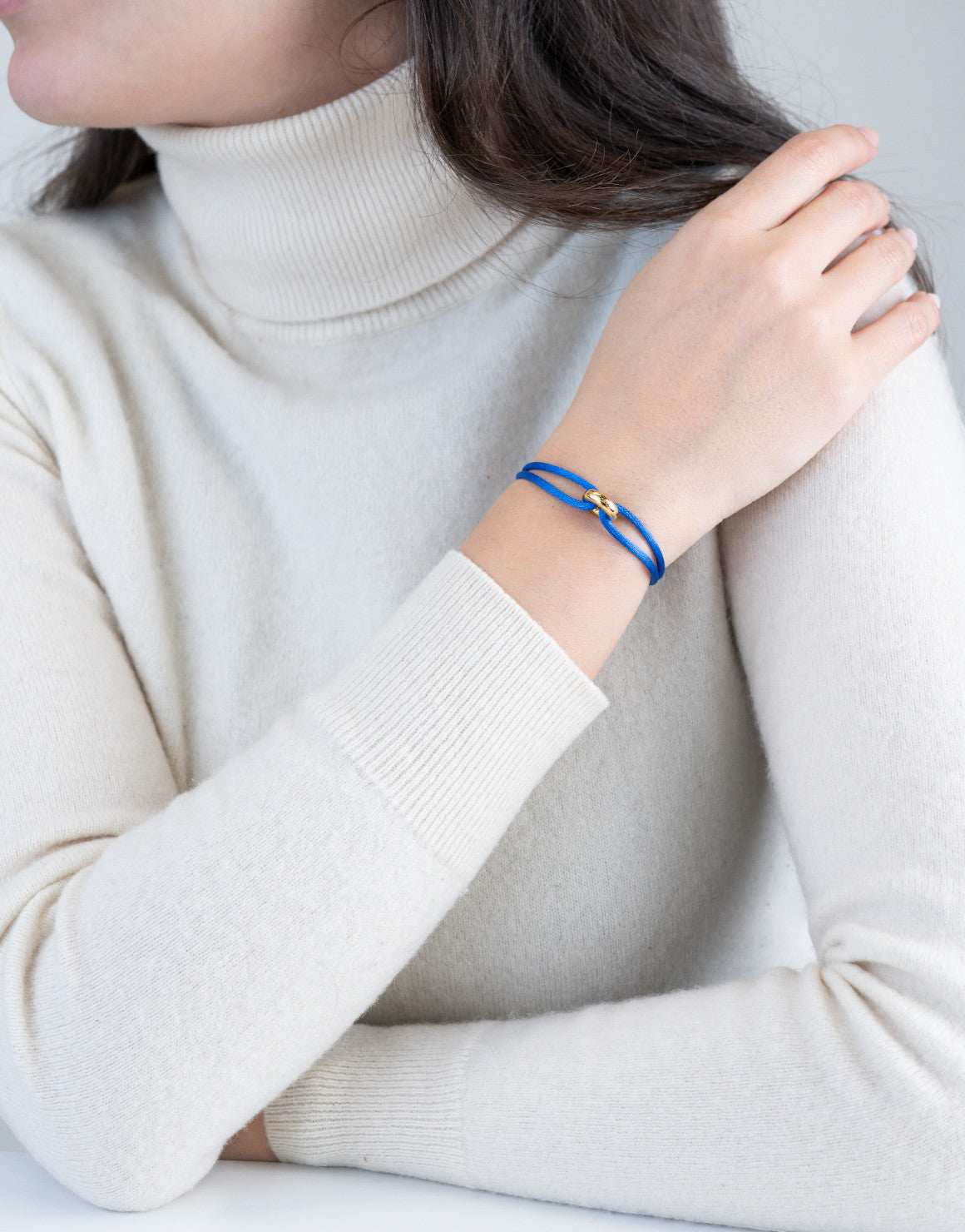 #Color_Electric Blue